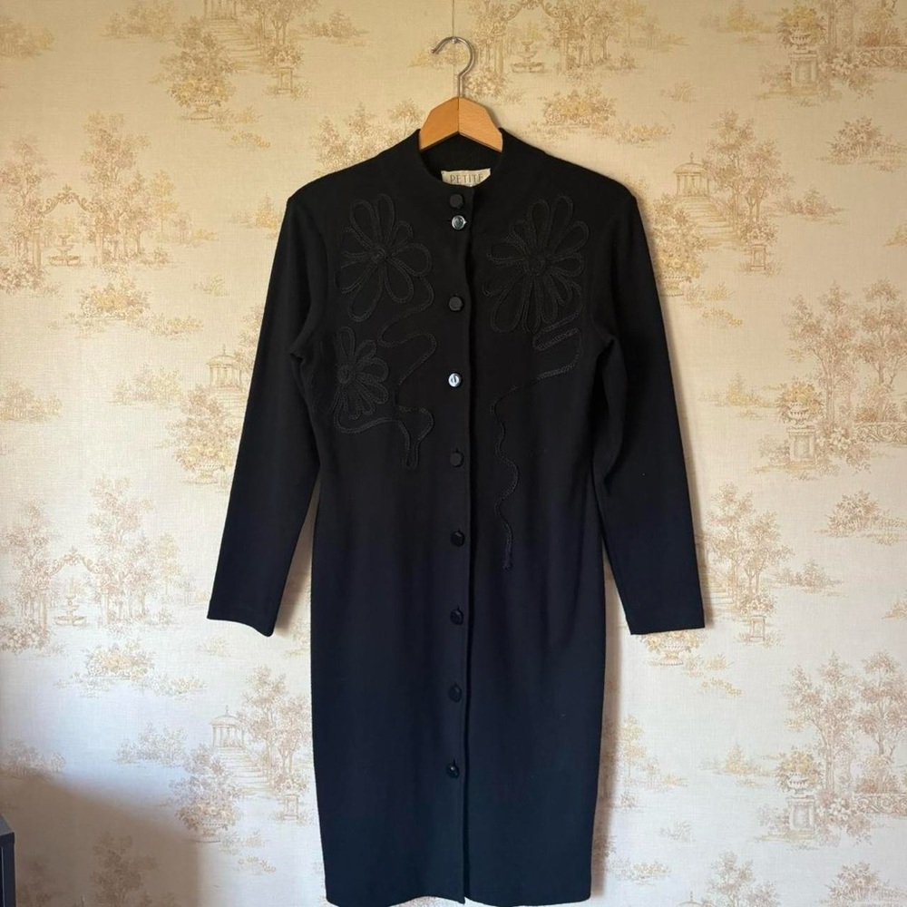 Vintage black wool floral embroidery long sleeve button sheath sweater dress